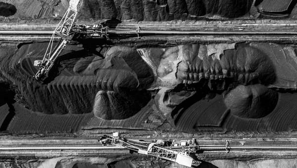 Les Etats-Unis étudient la possibilité d’instaurer une taxe carbone sur les importations