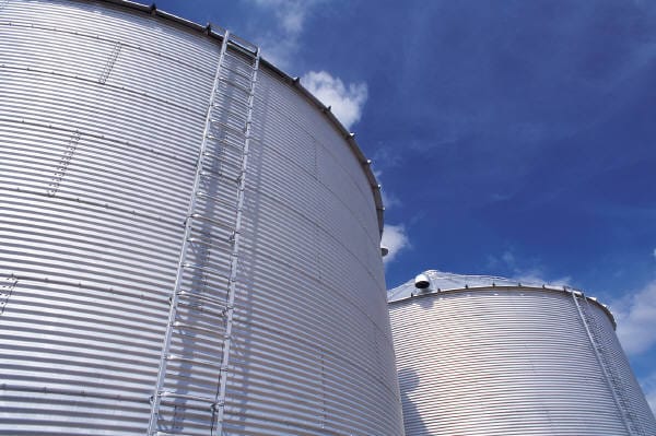 Reliance Industries to stop buying oil from Russia